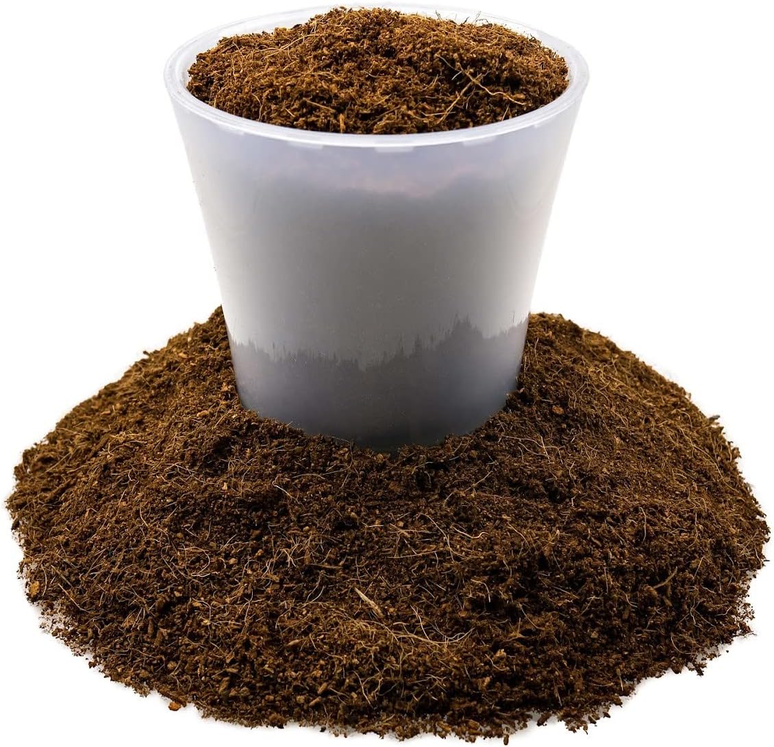 Premium Organic Coconut Coir Mix for Home Gardening - All Natural Soil Amendment - PH Balanced and Double Washed Coco Coir by Gardenera (3 Quart Bag)